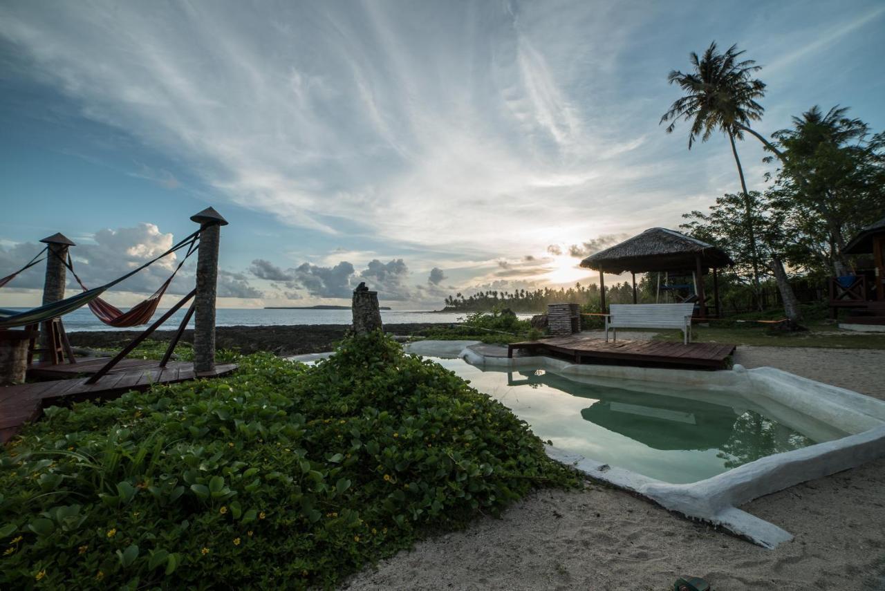 Simeulue Surflodges Lasikin Экстерьер фото