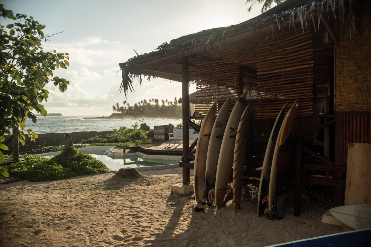 Simeulue Surflodges Lasikin Экстерьер фото